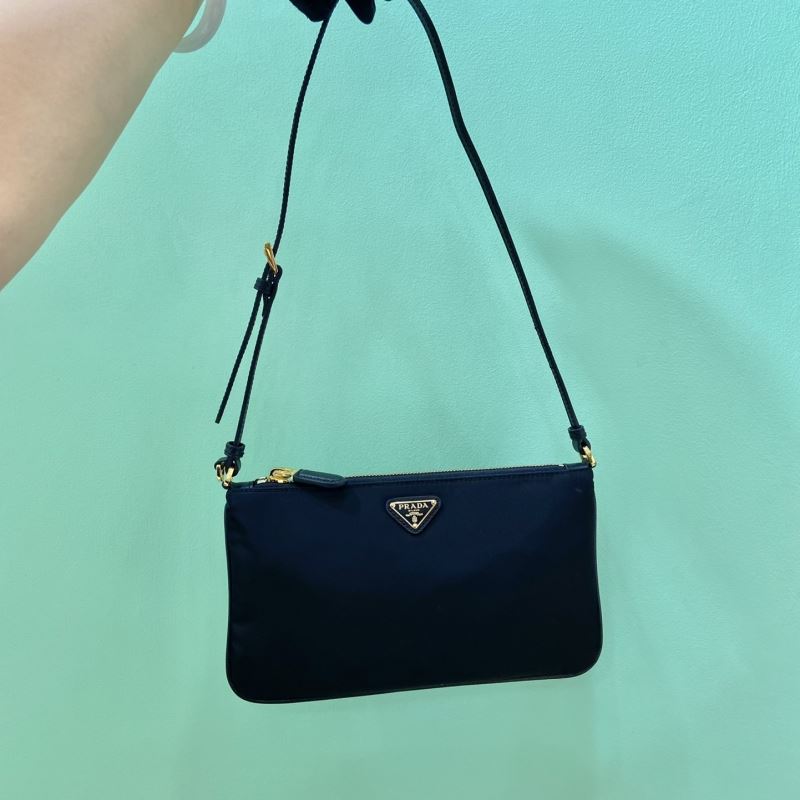 Pra*a hobo bags
